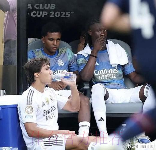 马卡:皇马球员与阿隆索理念不和 更衣室信号不乐观 马卡:皇马球员与阿隆索理念不和 更衣室信号不乐观